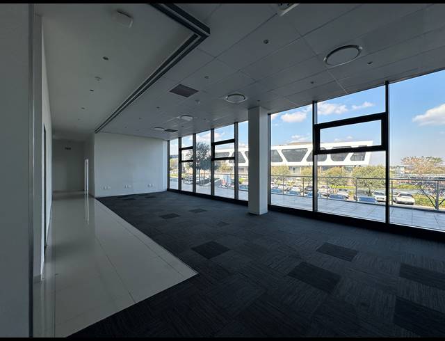 188.40M² OFFICE TO LET IN DORINGKLOOF